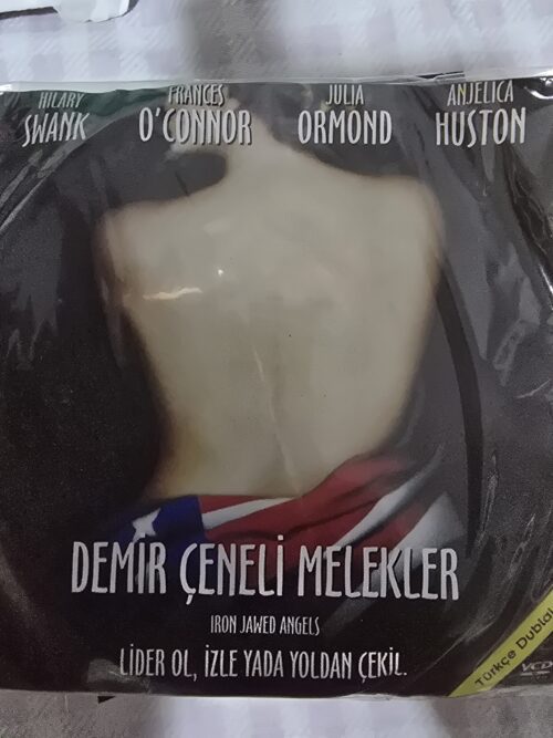 demir çeneli melekler